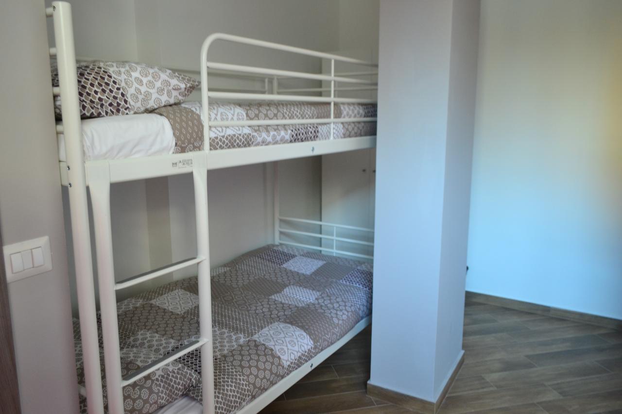 Gloria Hostel *