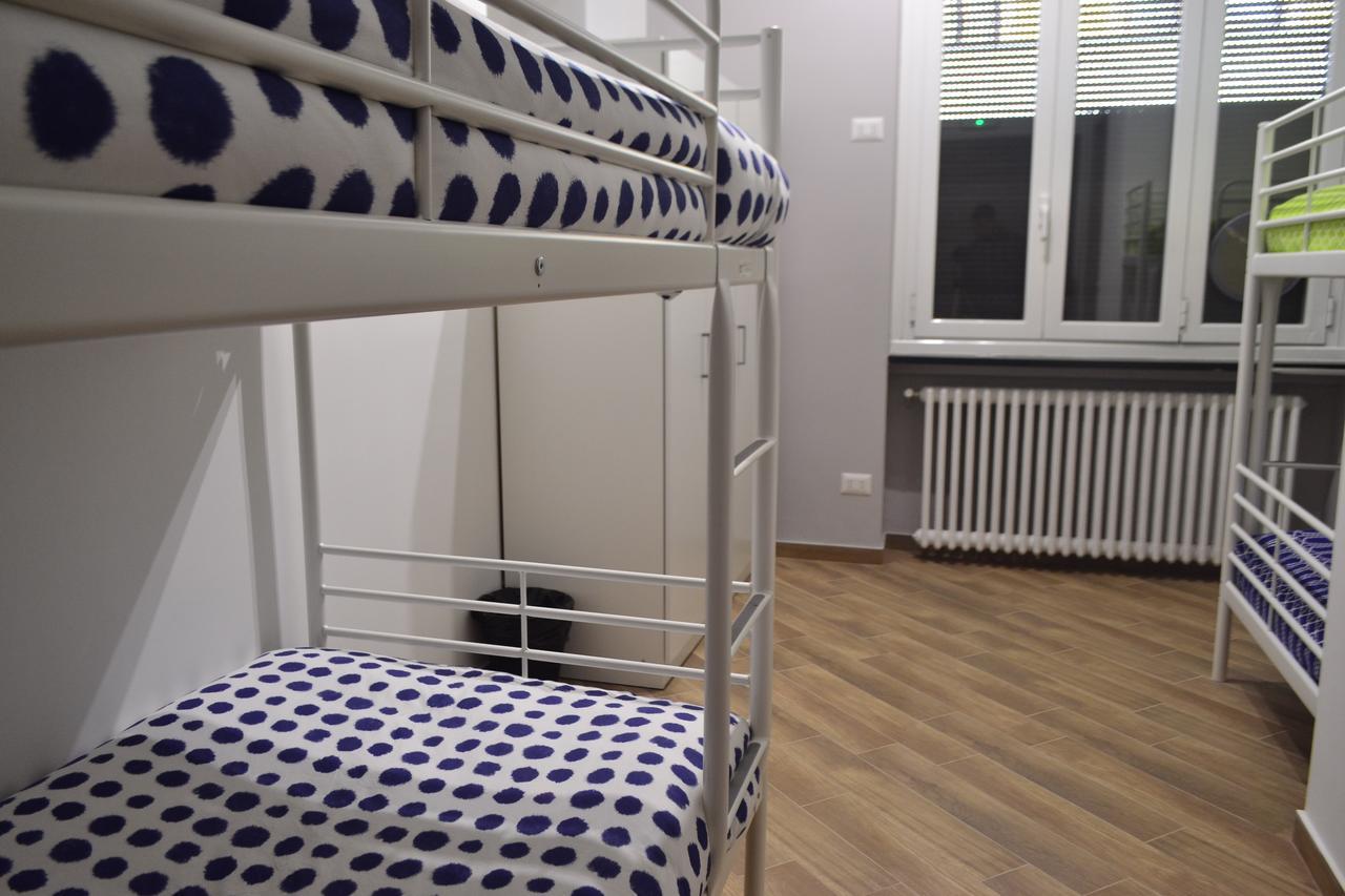 Gloria Hostel *