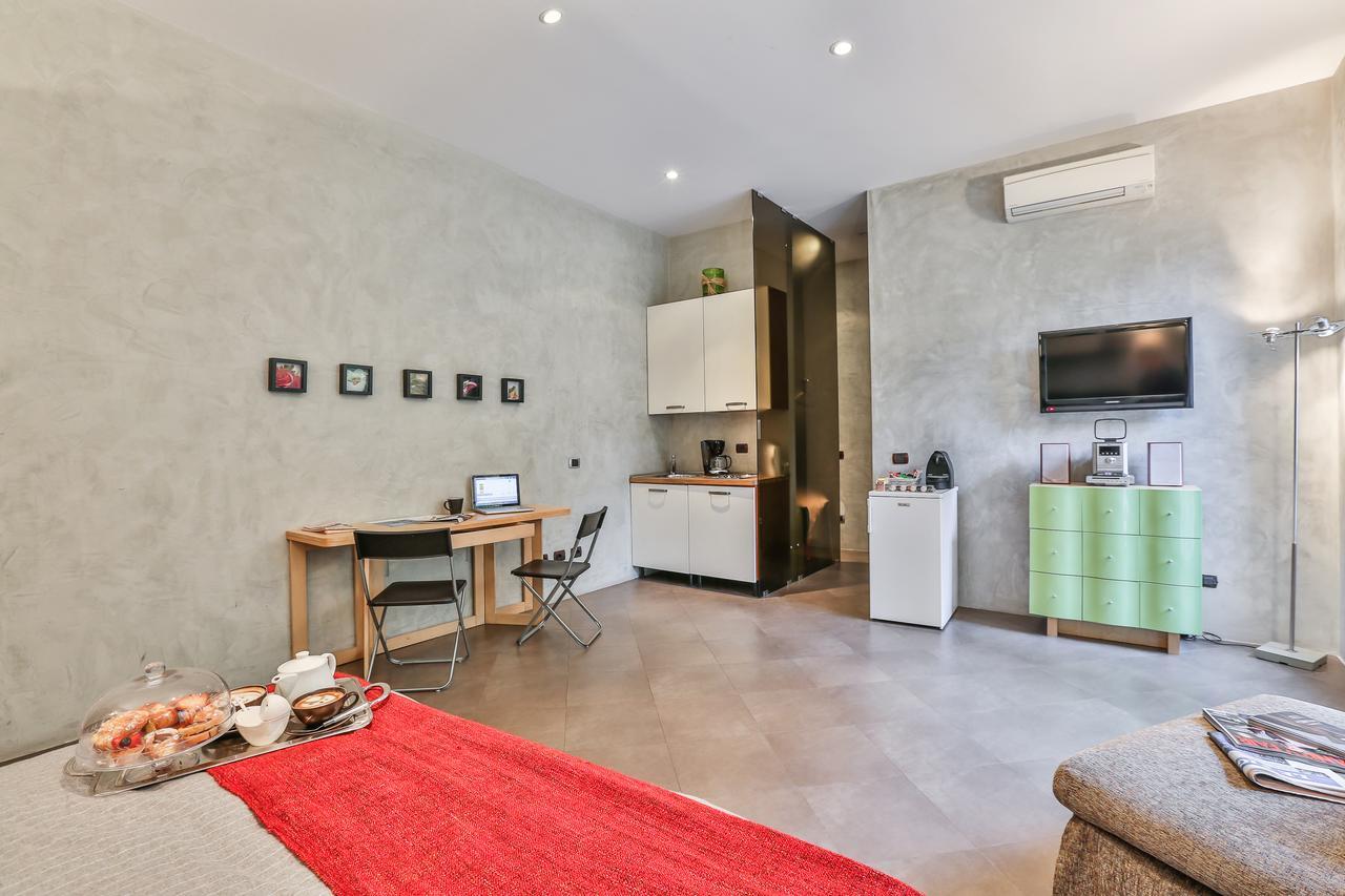 Apartment San Babila Milan