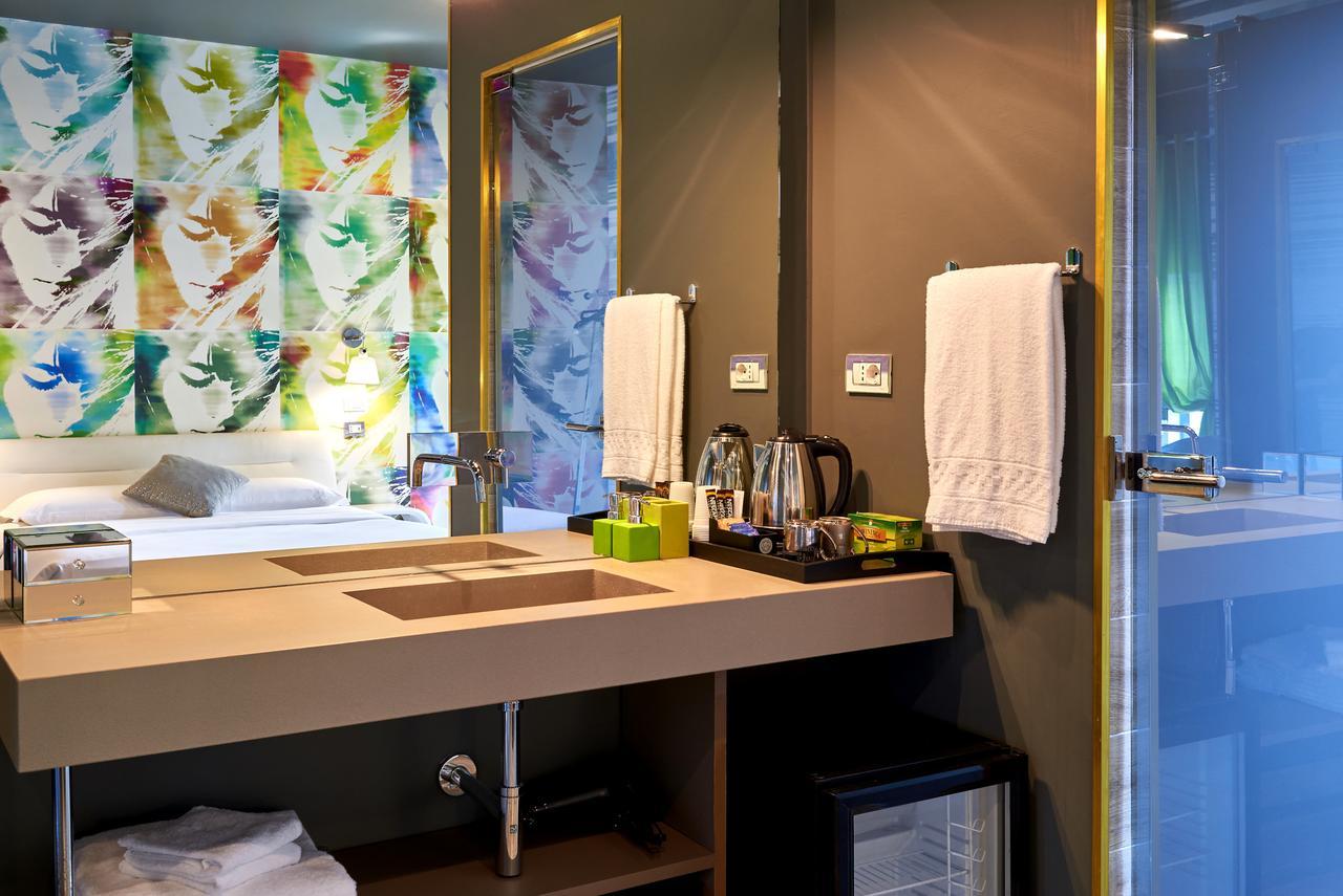 Eleganti Suite In Piazzale Lagosta Milan