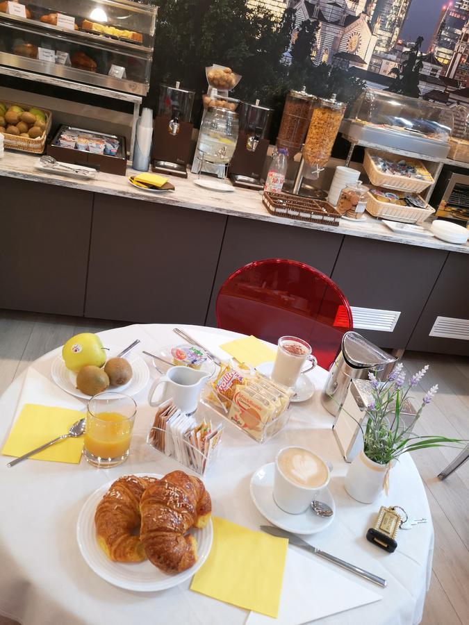 Piacenza Hotel Milan