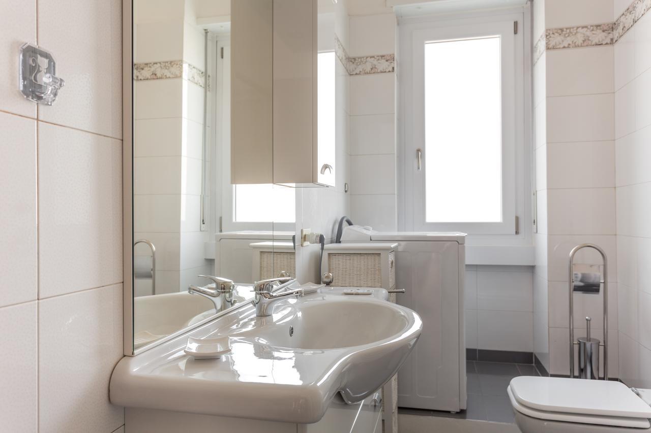 Apartment Cenisio Subway Flat Milan