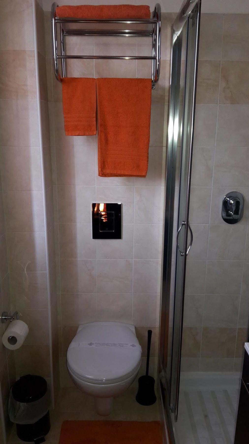 Bbmilan Bed & Breakfast 2*