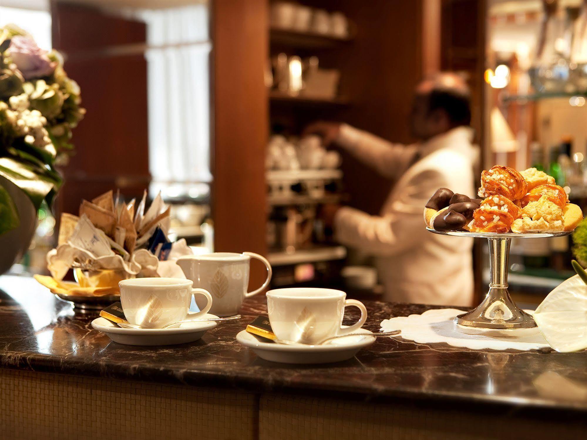 Cavour 4* Milan