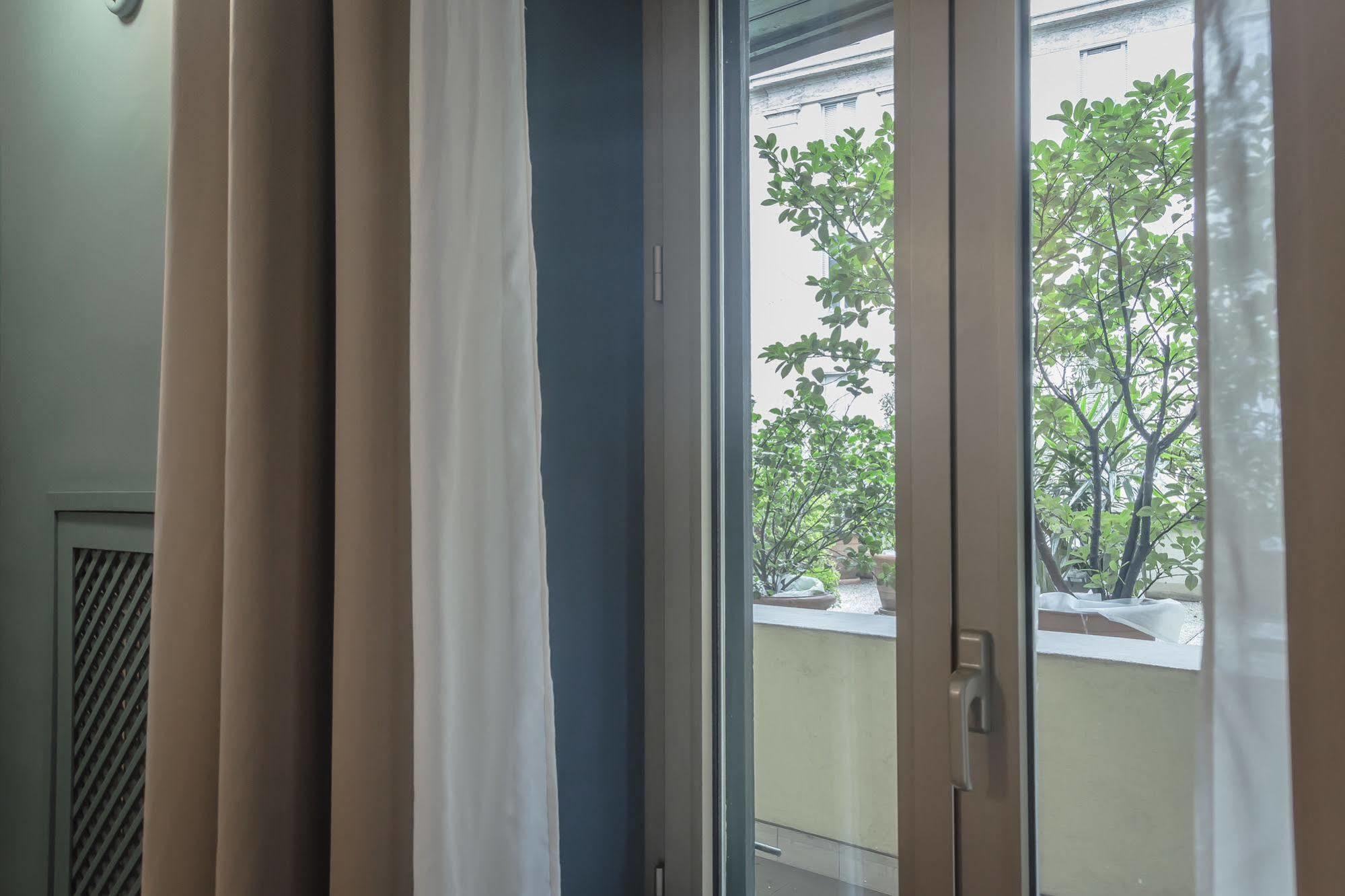 Brera In San Babila Apartment Milan