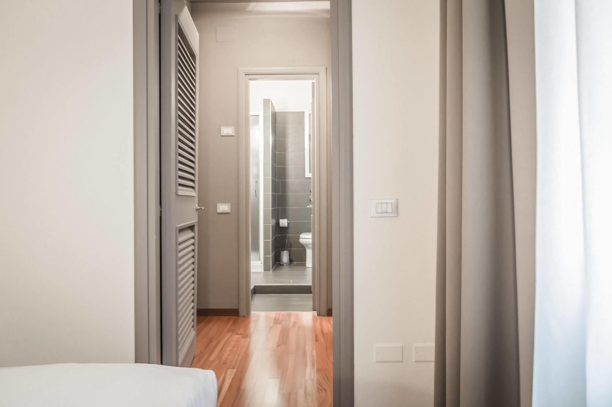Brera In San Babila Apartment Milan