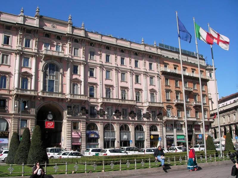 Glamour * Milan