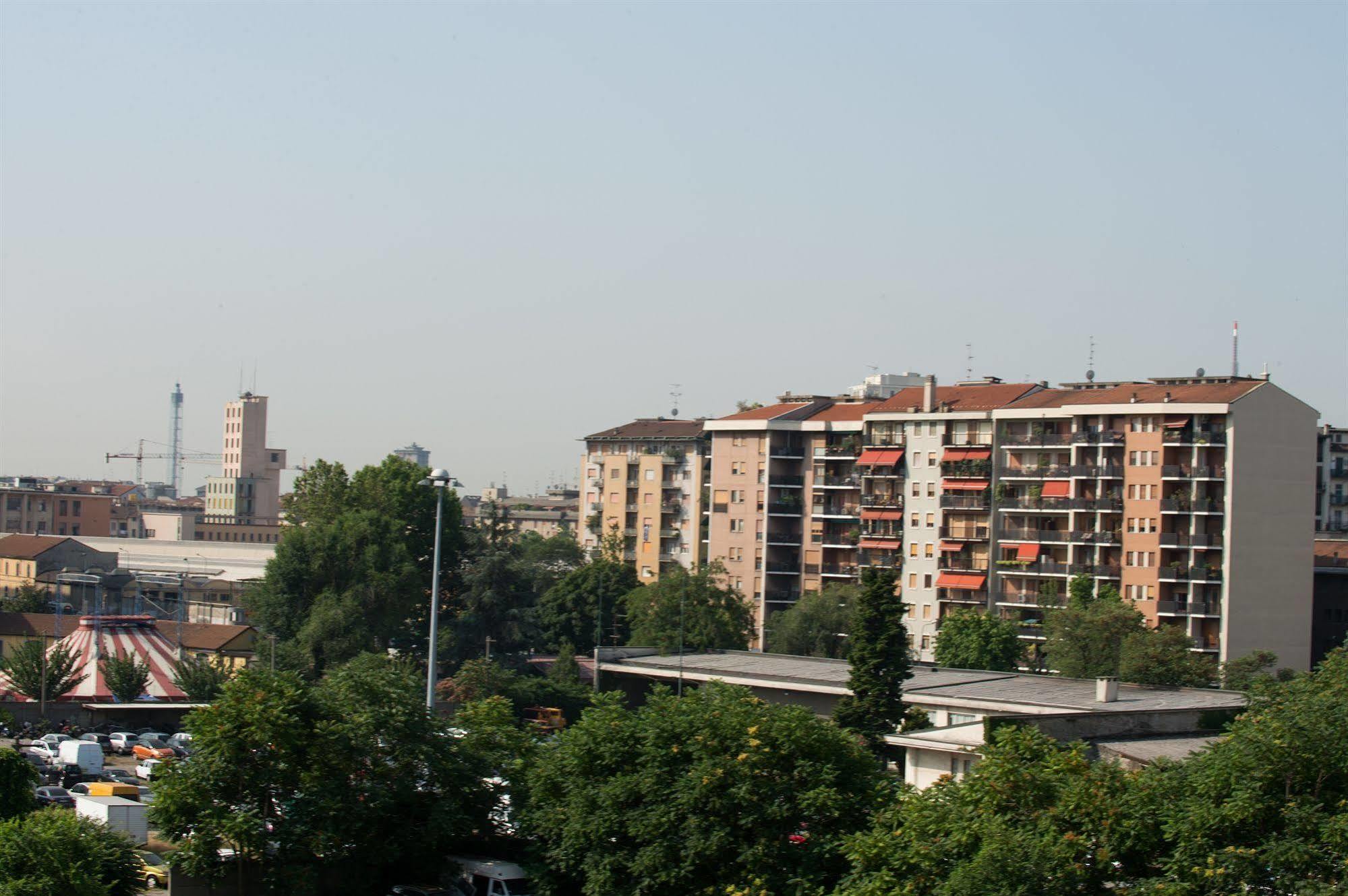 Residenza Cenisio Aparthotel Milan