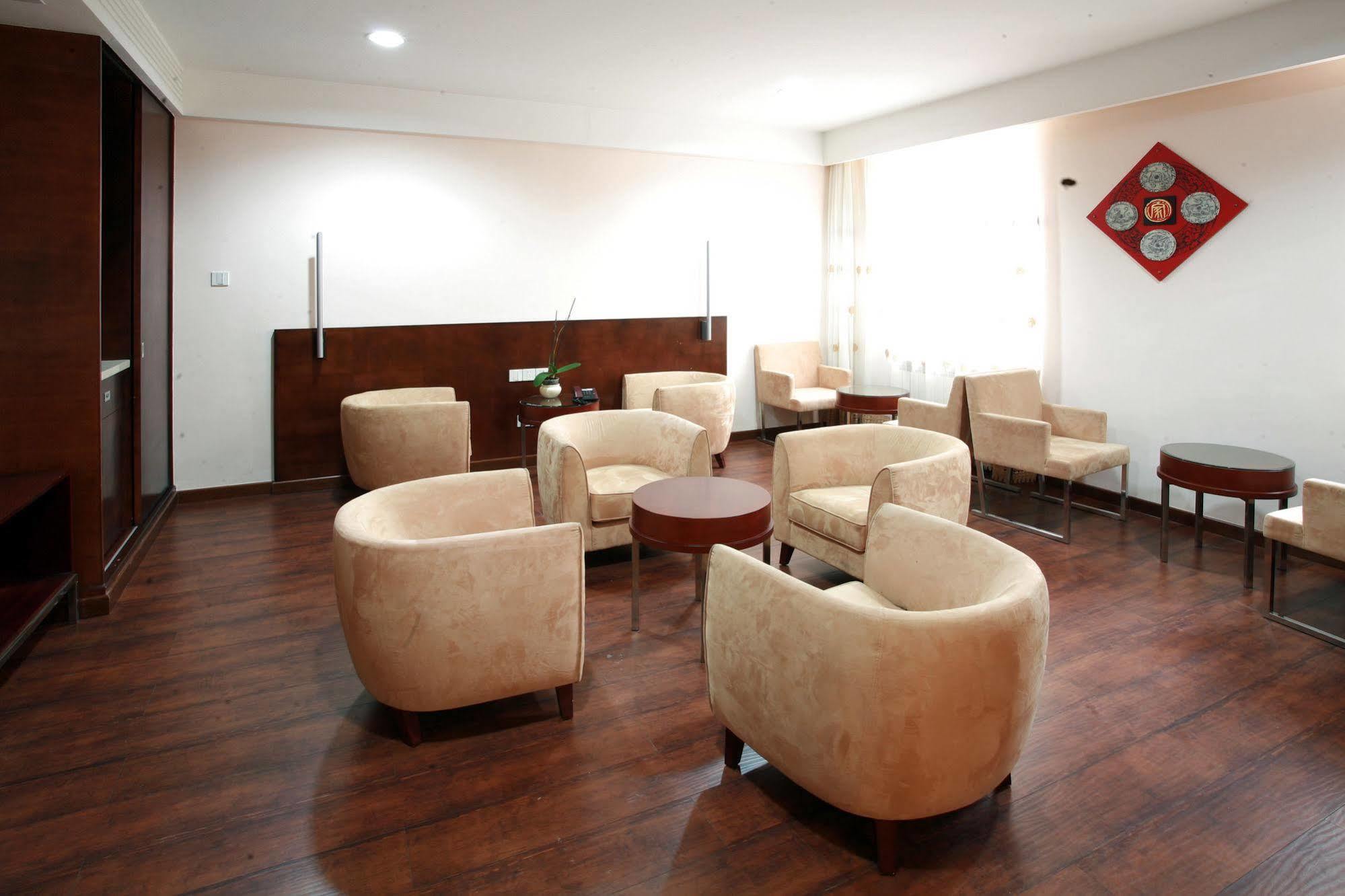 Huaxia 4*
