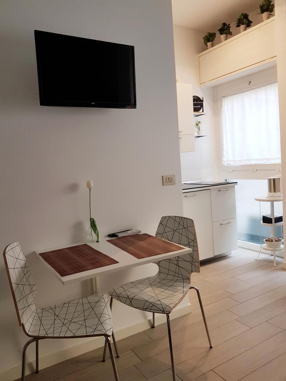 Apartment Navigli - Via Savona Milan
