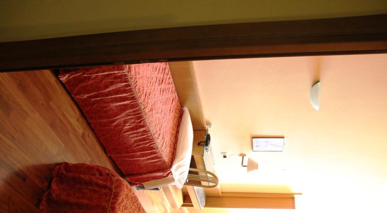 Vecchia Hotel