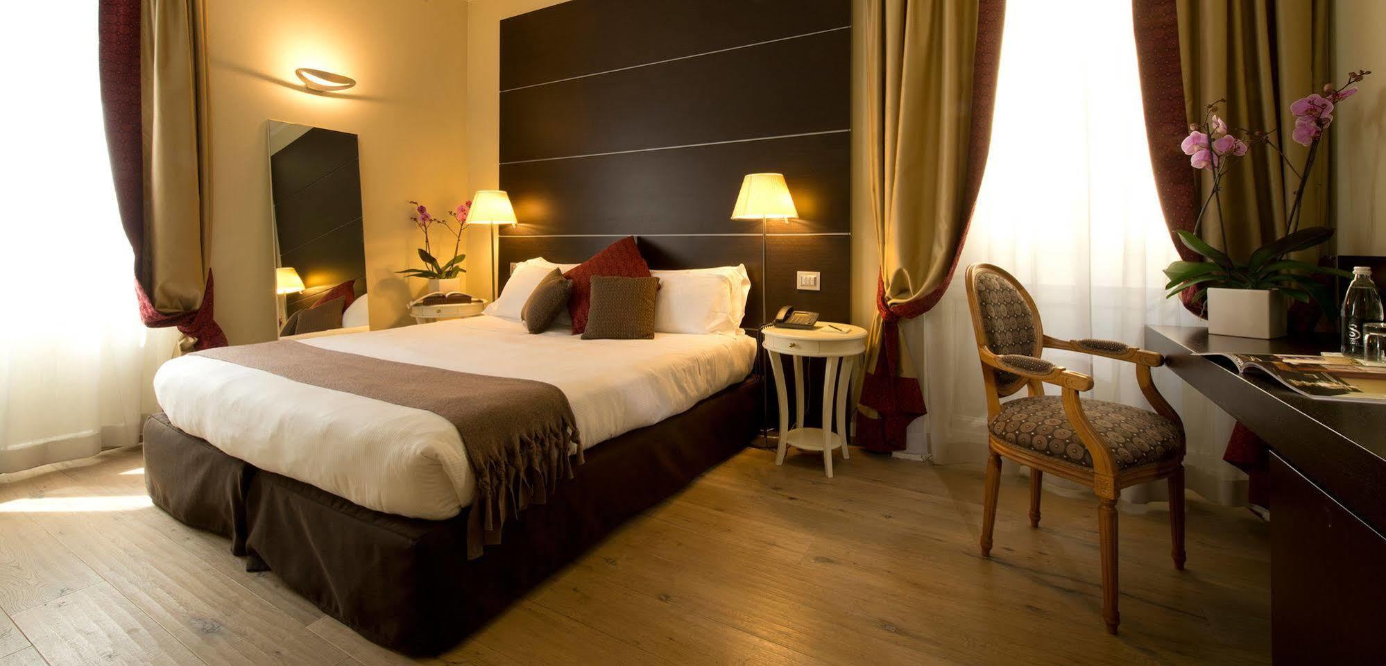 Hotel Townhouse 33