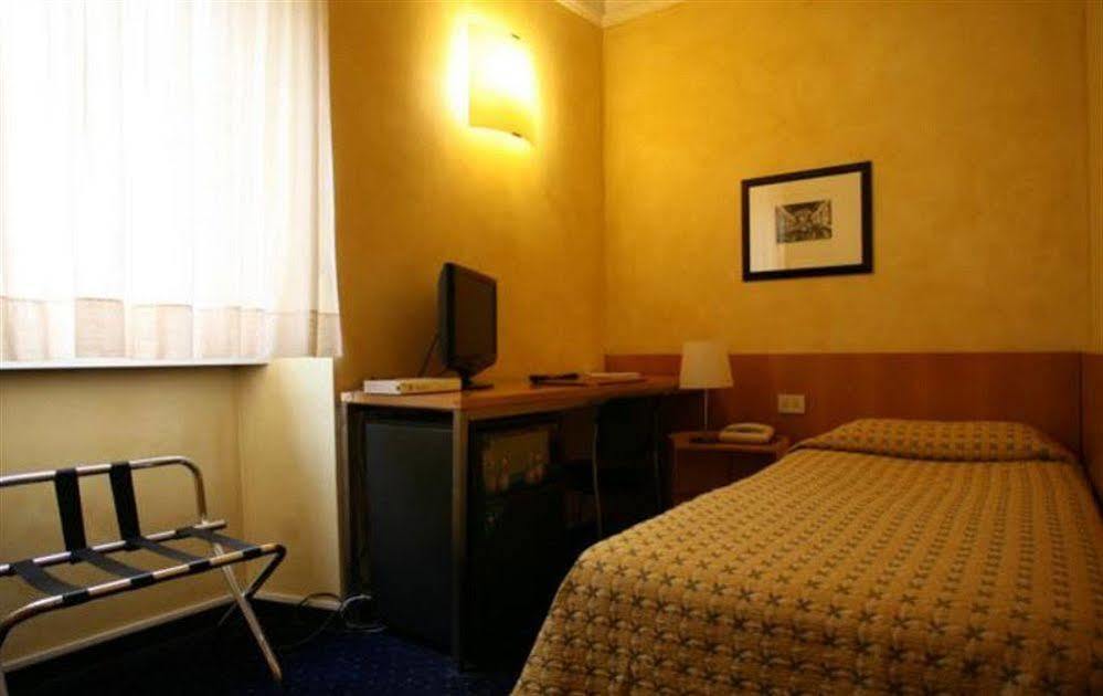 Hotel Club 3*