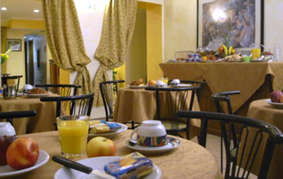 Casa Mia Hotel 2*