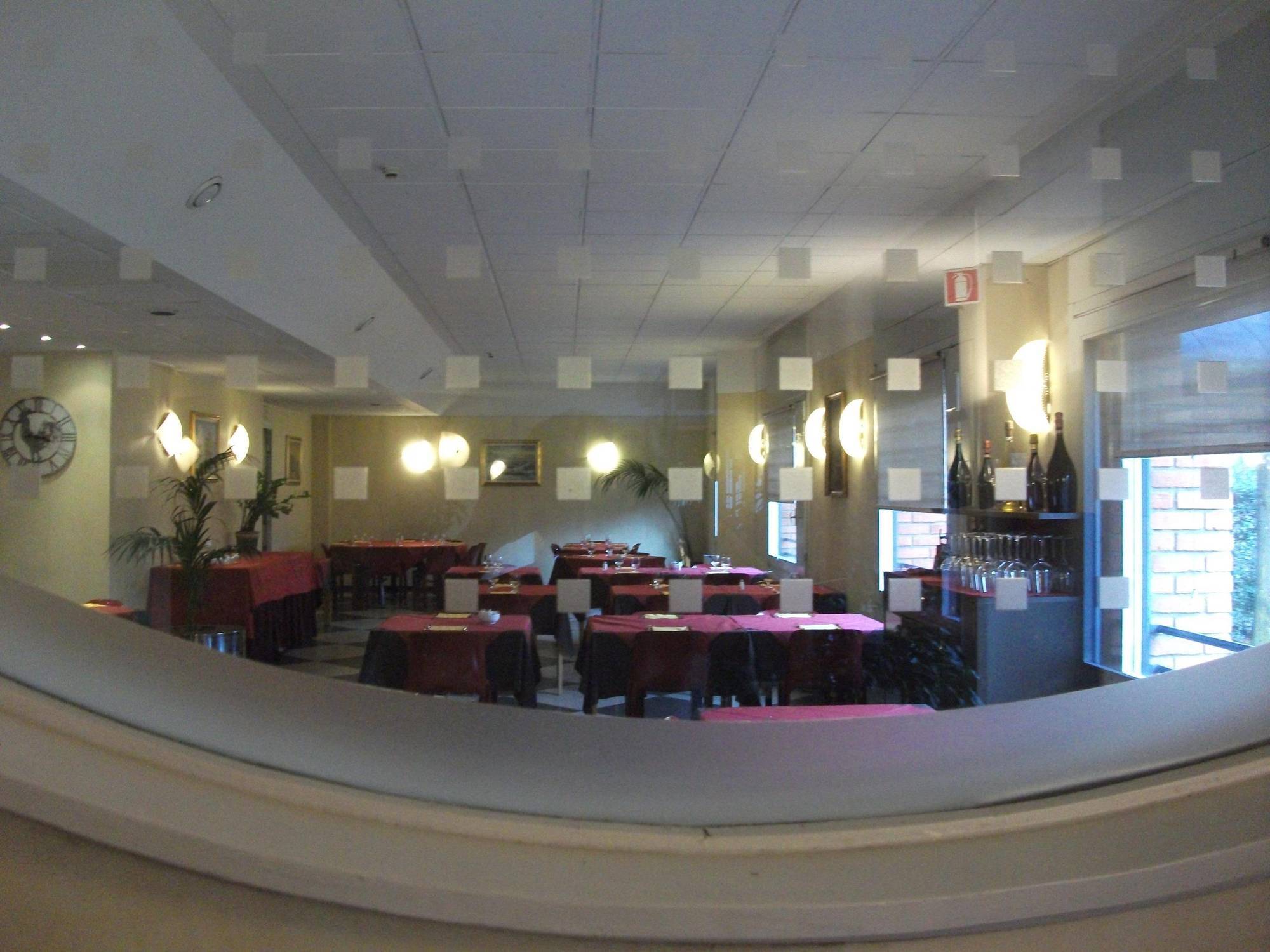 Siloe Aparthotel 4*