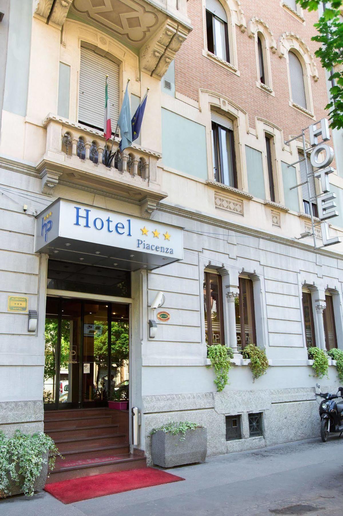 Piacenza 3* Milan