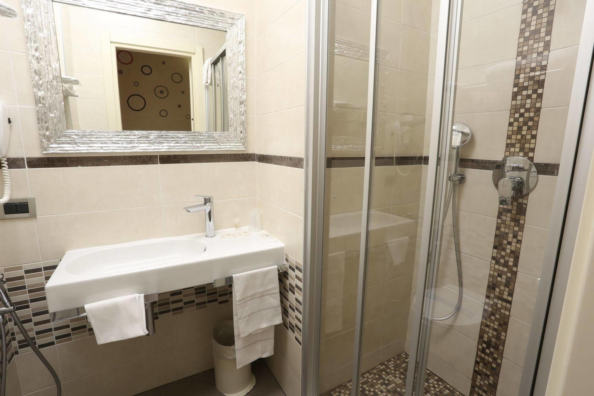 Hotel Piacenza 3*
