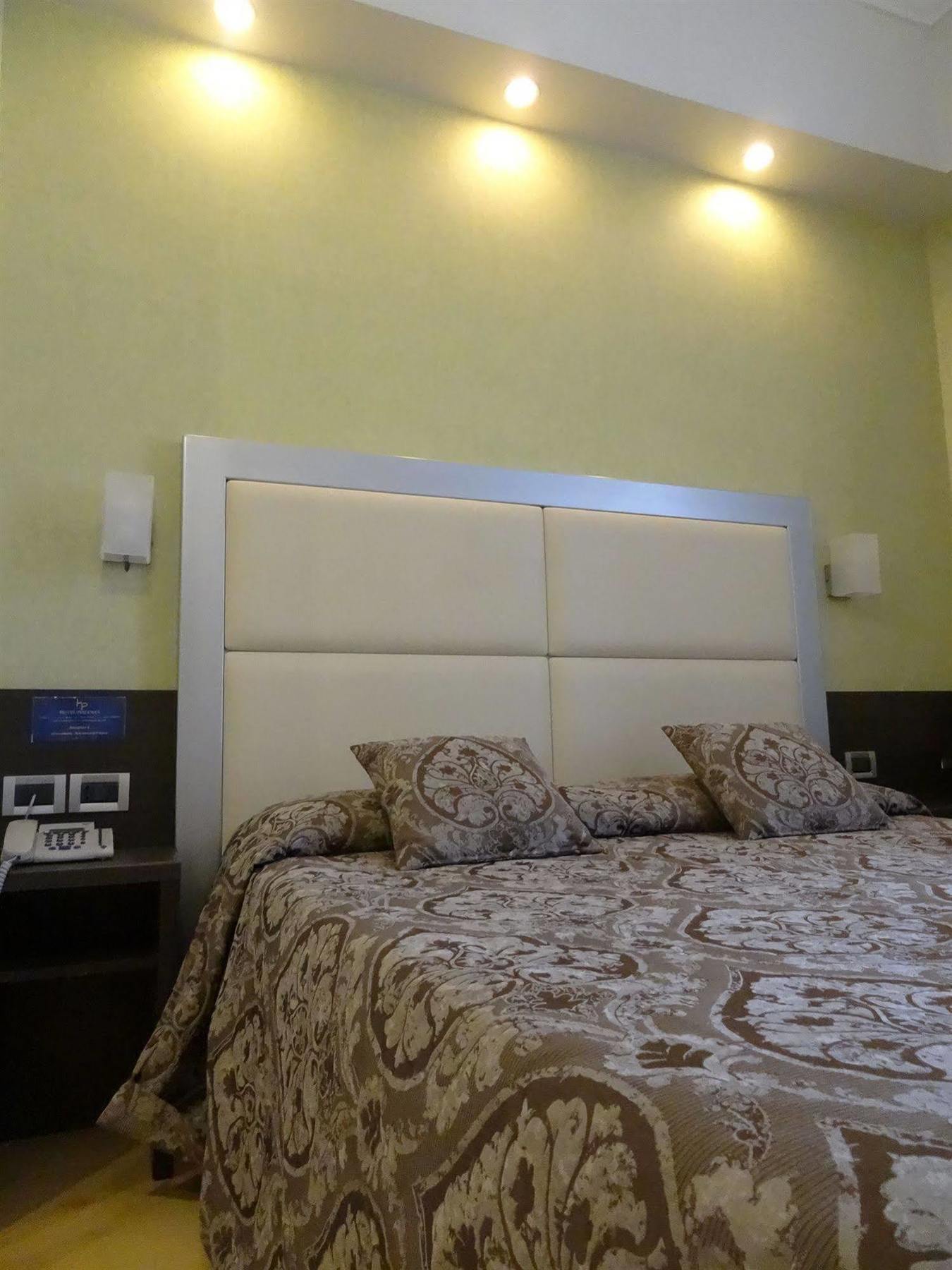Piacenza Hotel Milan