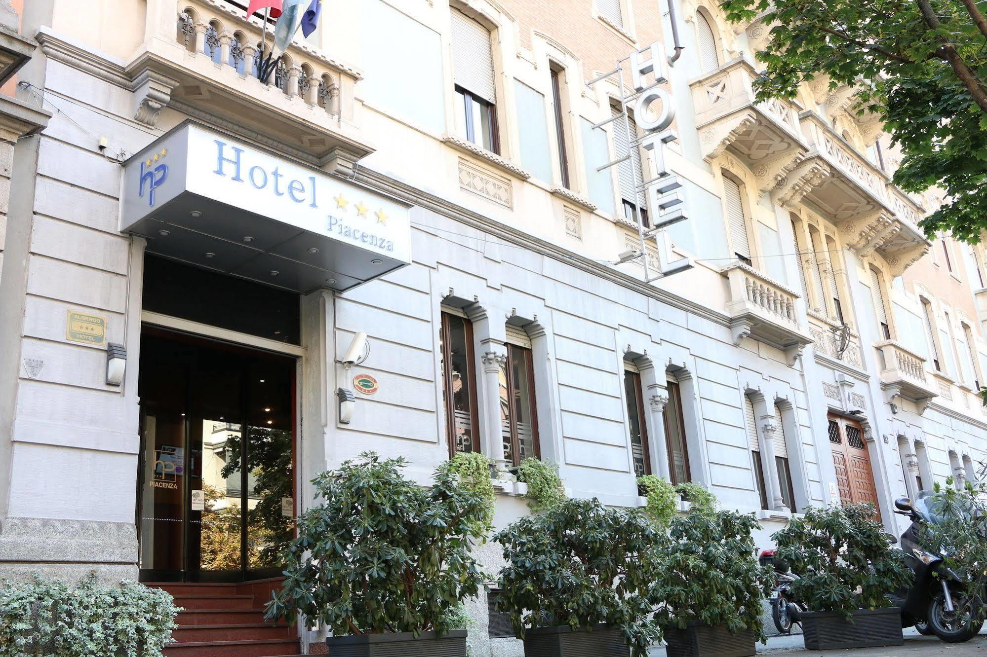 Piacenza Hotel Milan