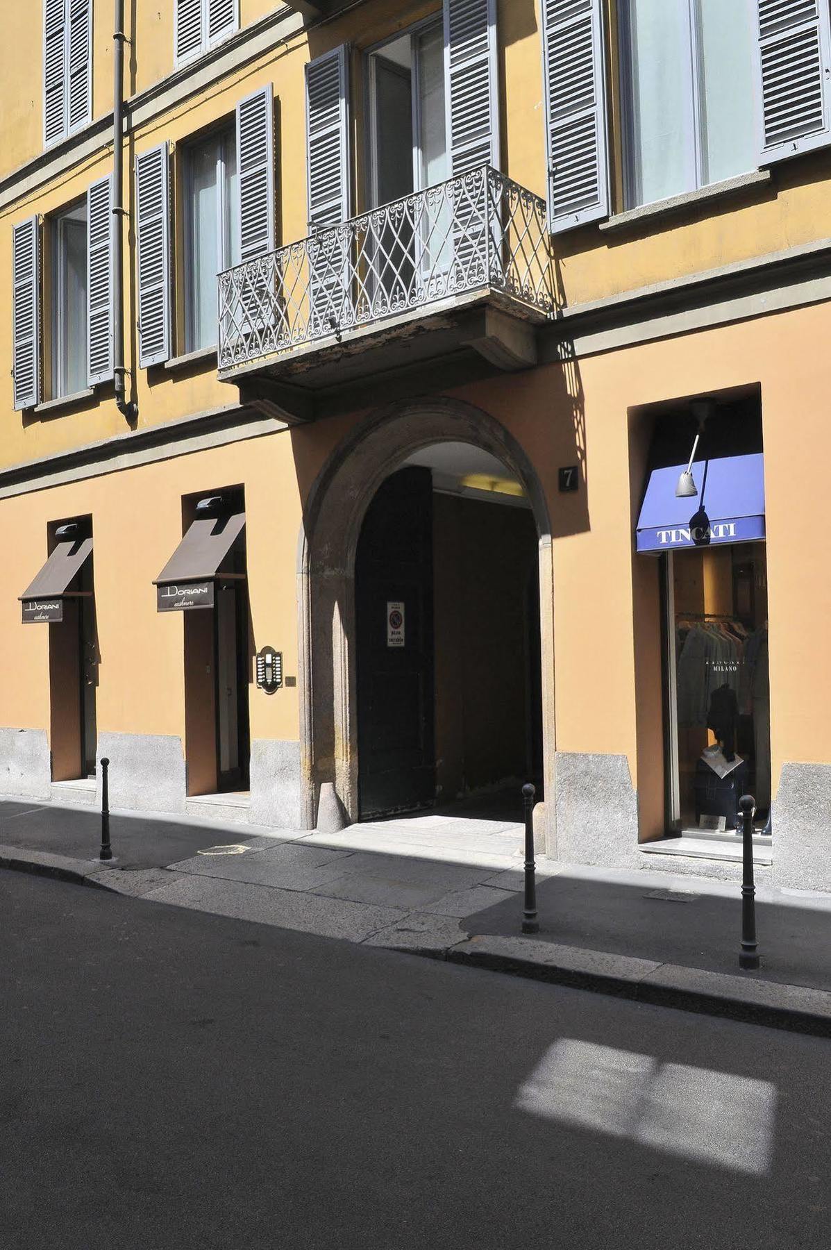 Montenapoleone Rentclass Gloria