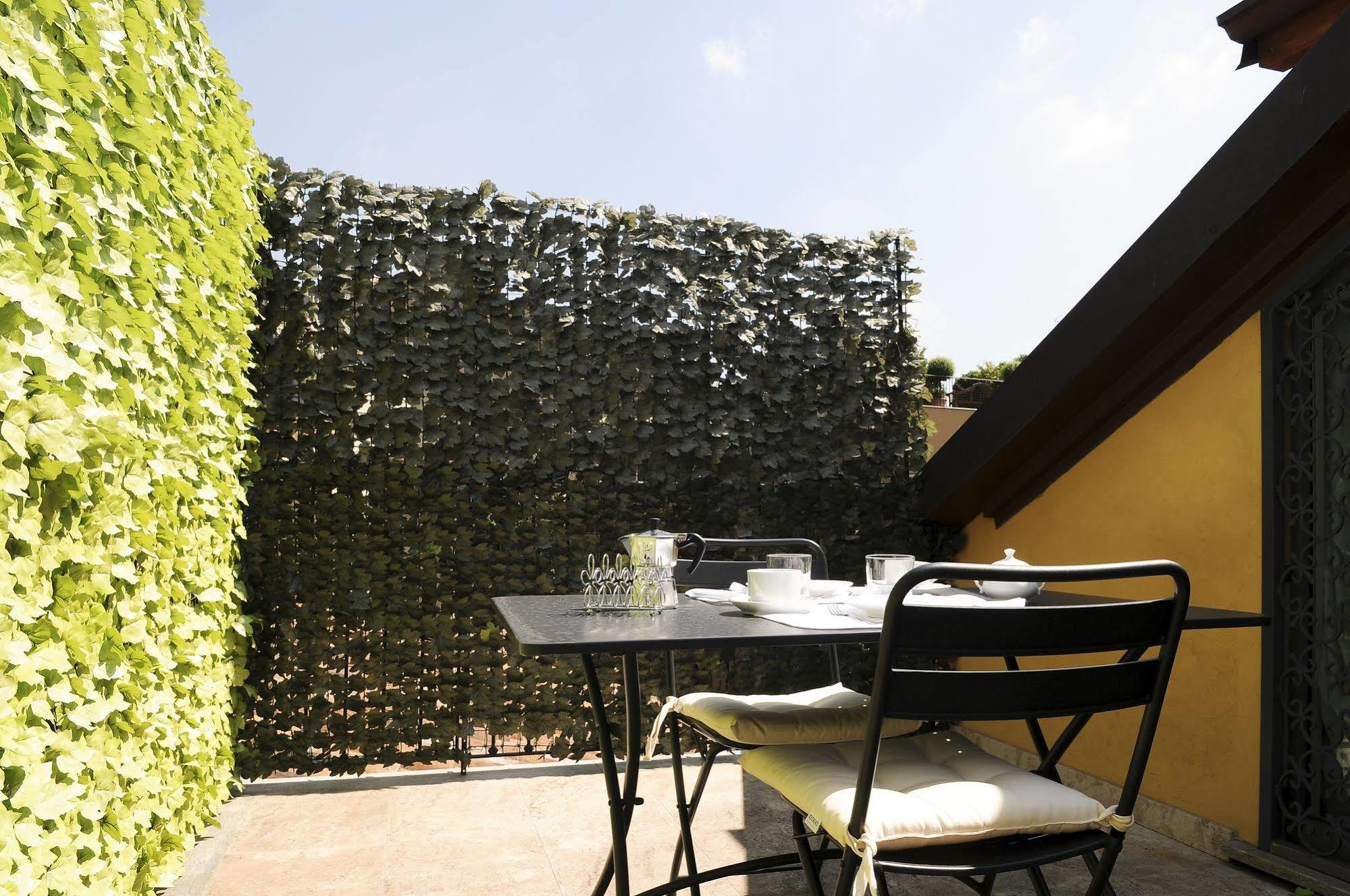 Apartment Montenapoleone Rentclass Gloria *