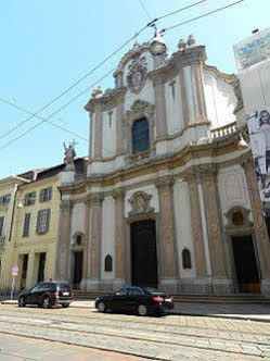 Montenapoleone Rentclass Gloria *