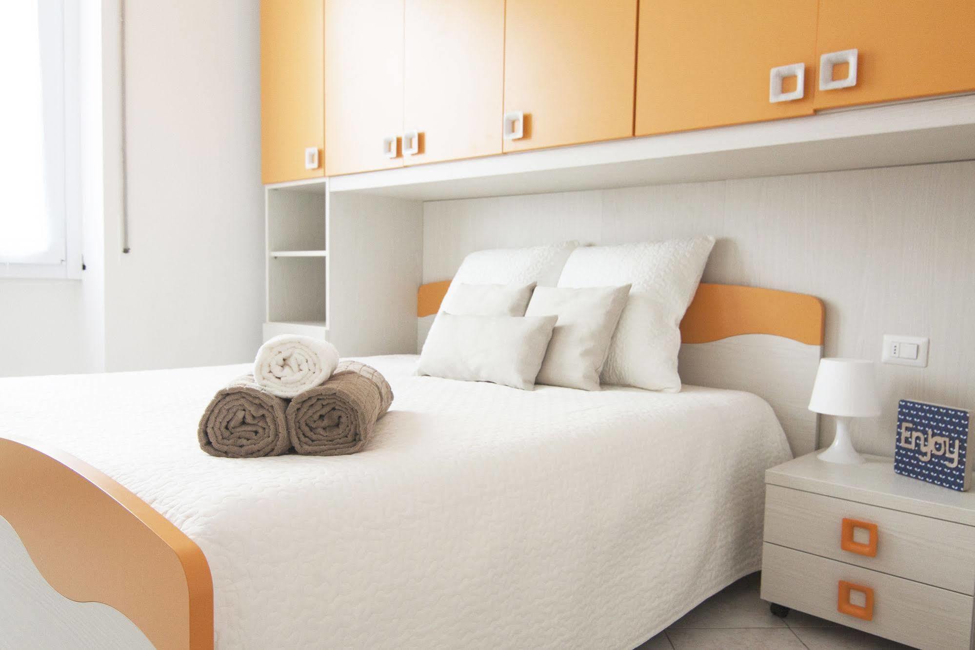 Alessia's Flat - Breno 1 2* Milan