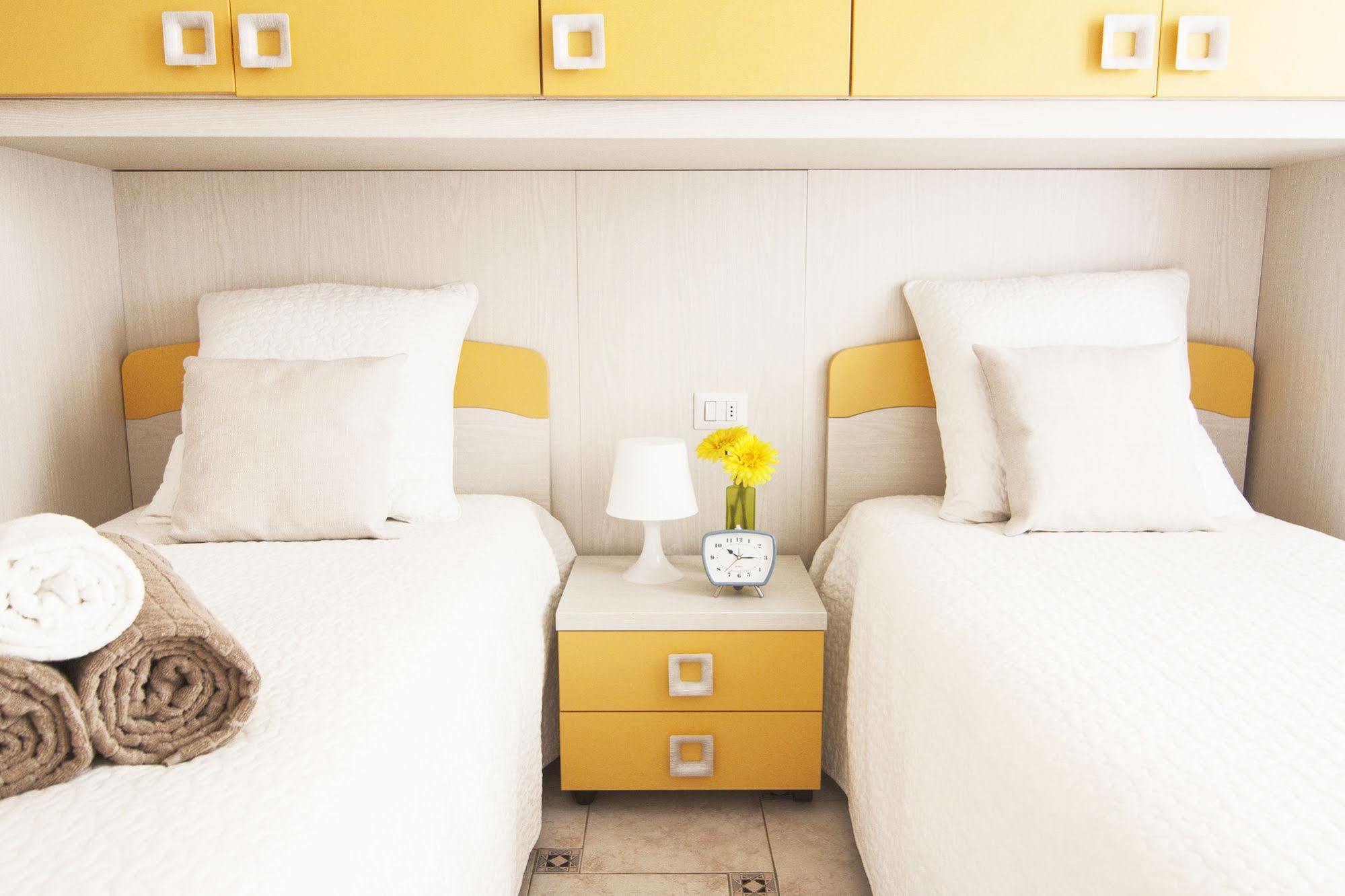 Hotel Alessia's Flat - Breno 1