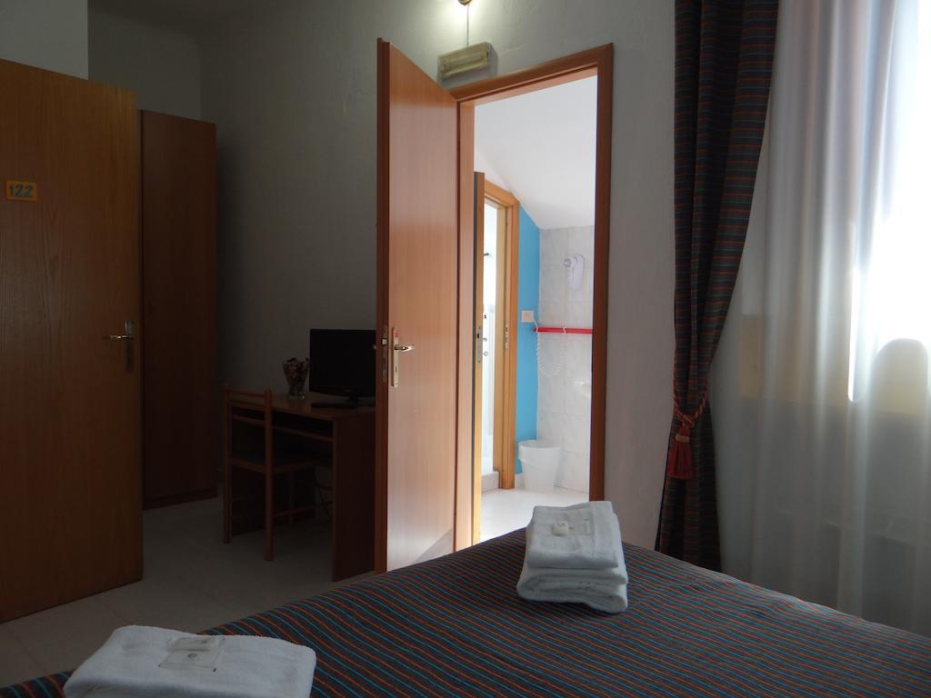Amendola Fiera Hotel *