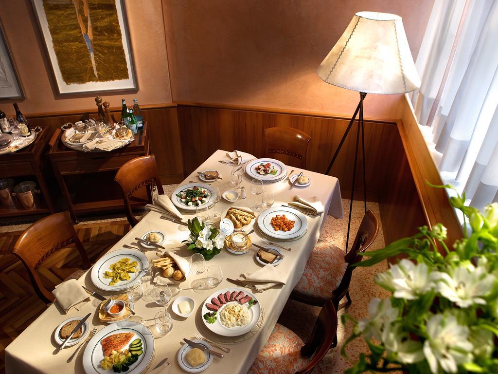 Hotel Cavour Milan