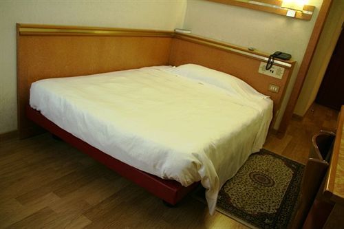 Just Hotel 4*
