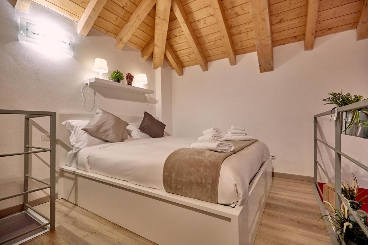 Certosa Mini Loft Studio Apartment Milan
