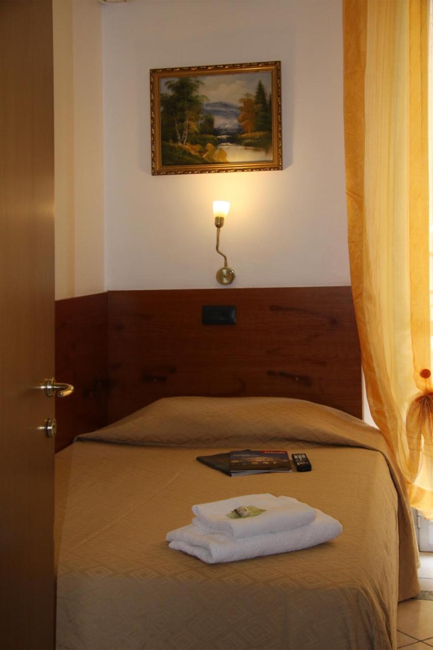 Hotel Adelchi Milan