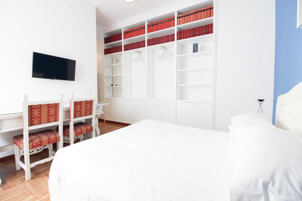 Apartment Duomo Charme