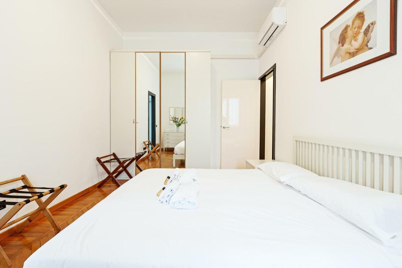 Apartment S. Maria Valle Roomy Flat Milan