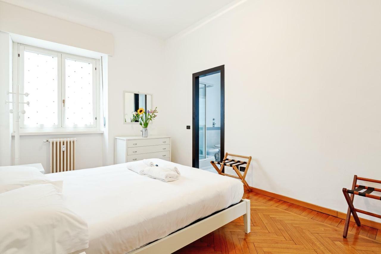 Apartment S. Maria Valle Roomy Flat Milan