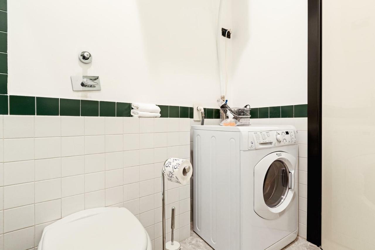 S. Maria Valle Roomy Flat Apartment *