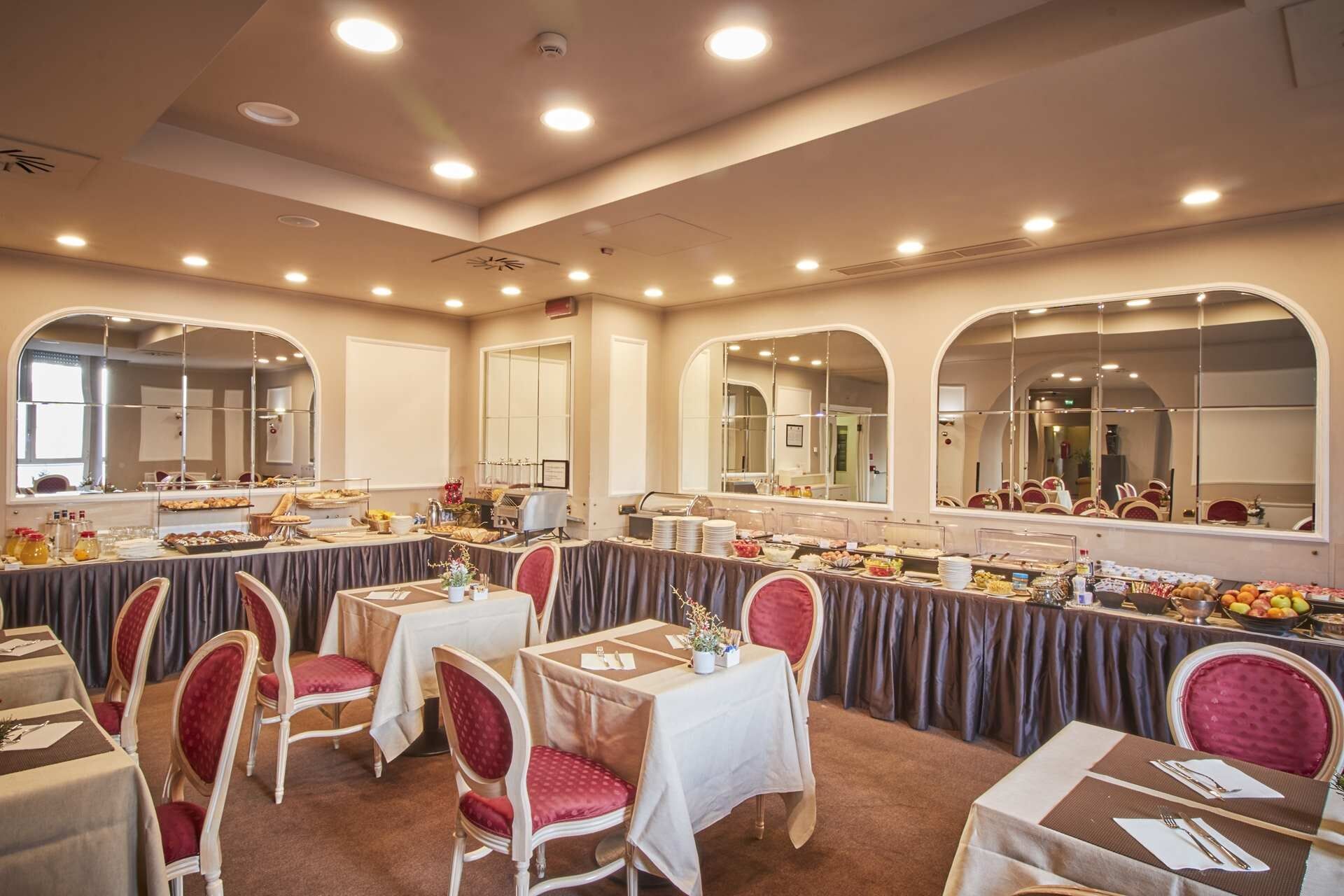 Ih Ambasciatori Hotel 4*