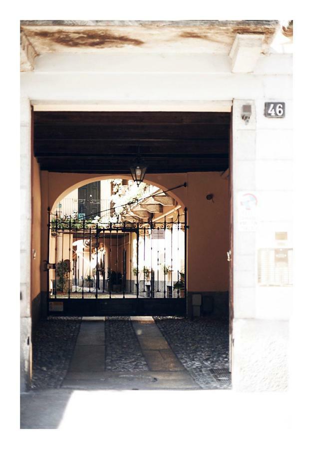 Taking A Walk In The Beating Heart Of Navigli *