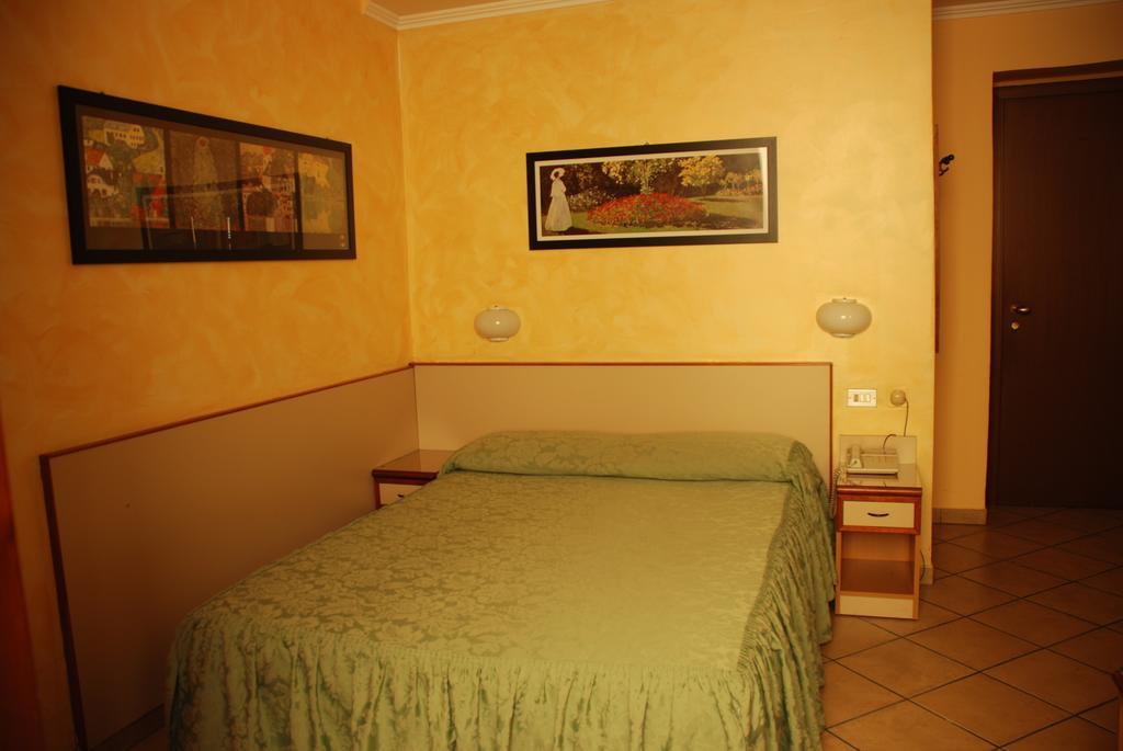 Casa Mia 2*