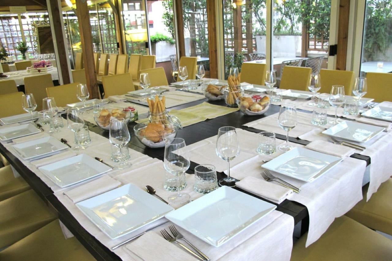 Metro Hotel