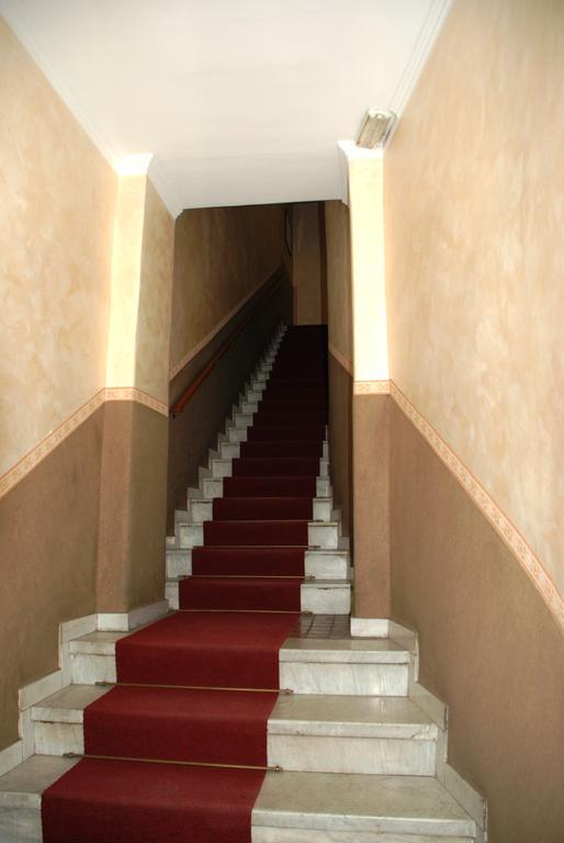 Casa Mia 2*