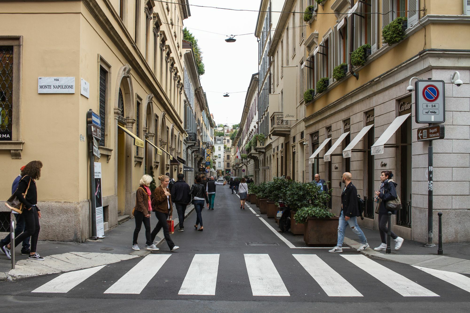 Aiello - San Babila Milan