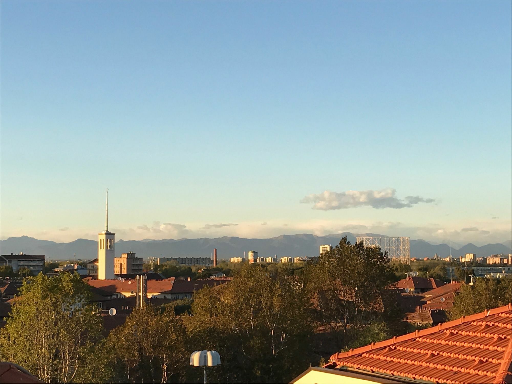Casa Monte Generoso Milan