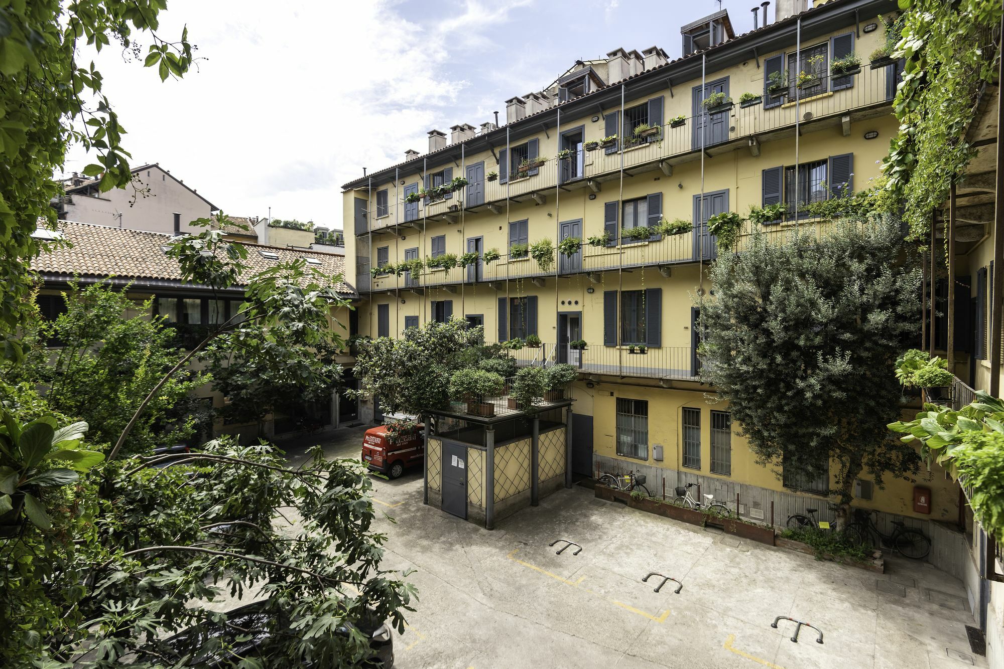 Apartment Porta Venezia - Rentclass - Catone Milan