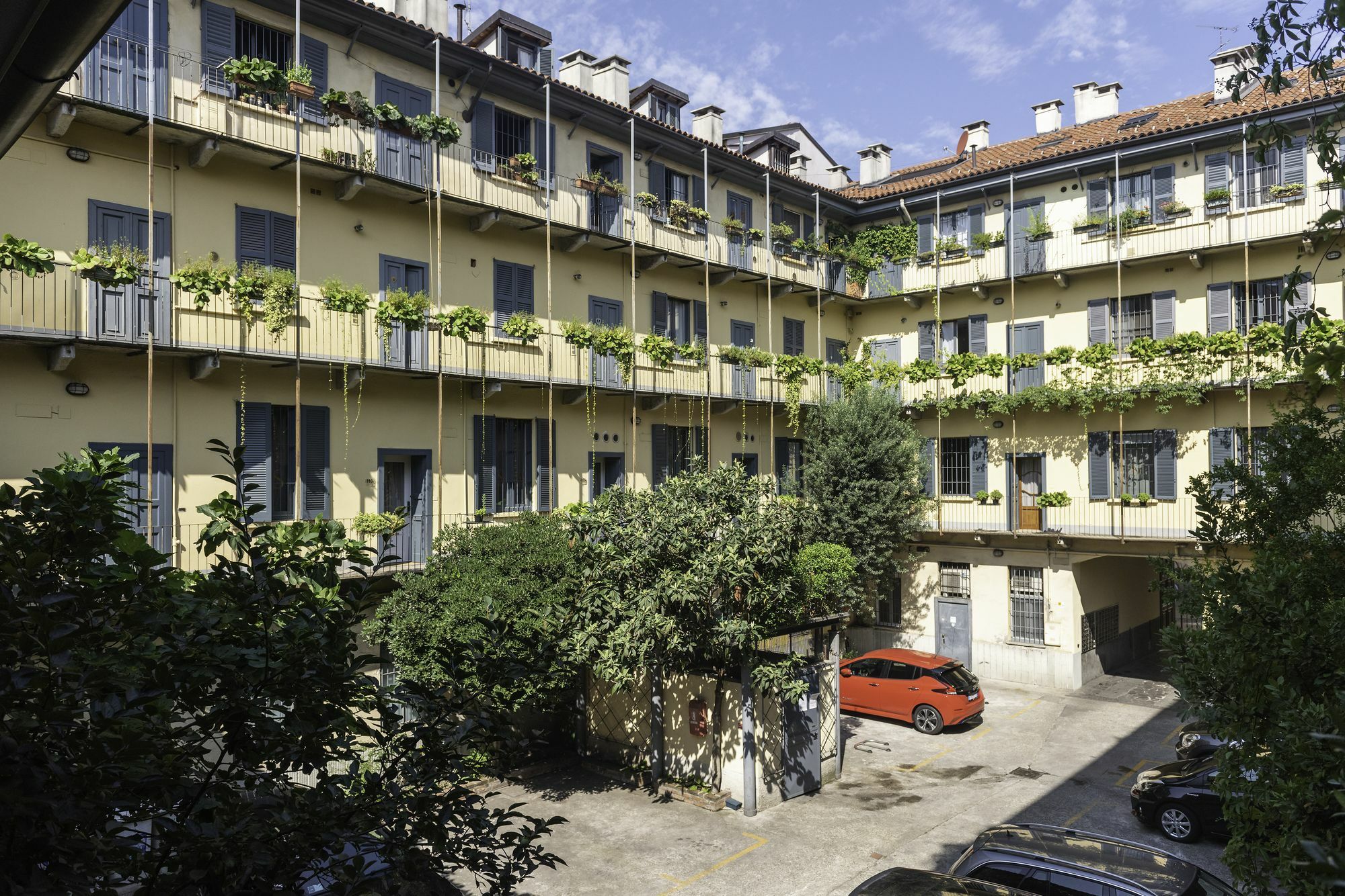 Porta Venezia - Rentclass - Catone * Milan