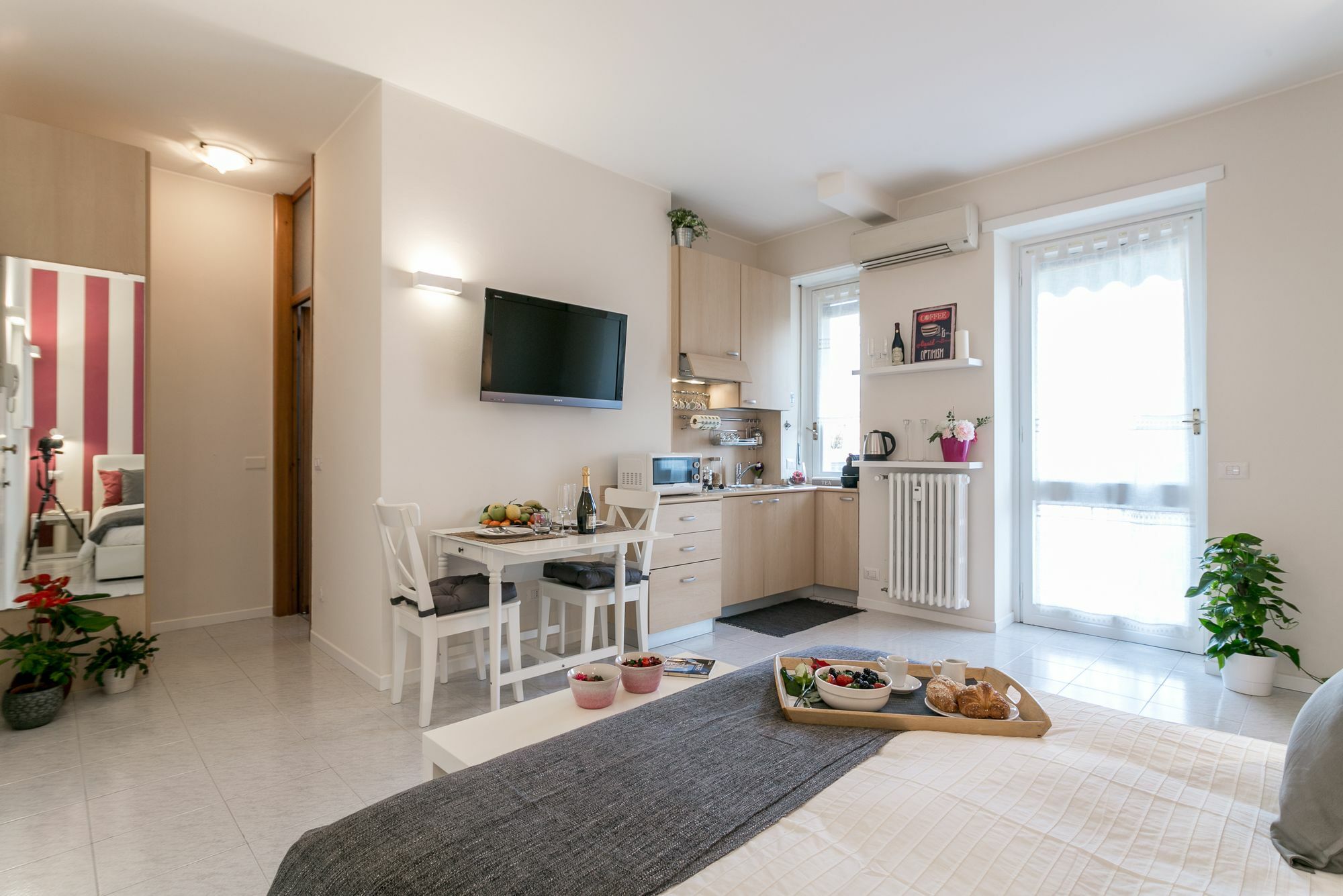 Apartment Notami - Violet Loreto Milan