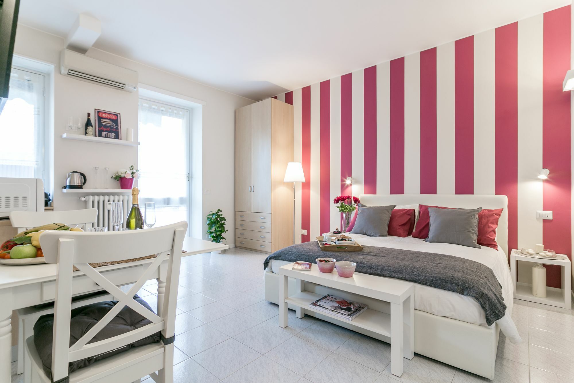 Apartment Notami - Violet Loreto Milan