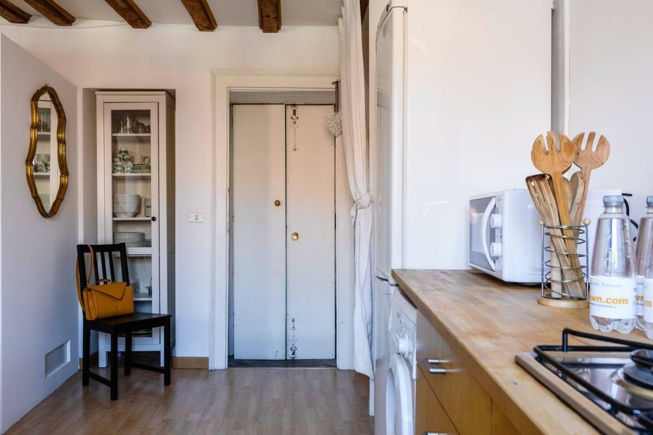 Altido Cozy Apt For 4 Close To Basilica Di Sant'ambrogio Apartment Milan