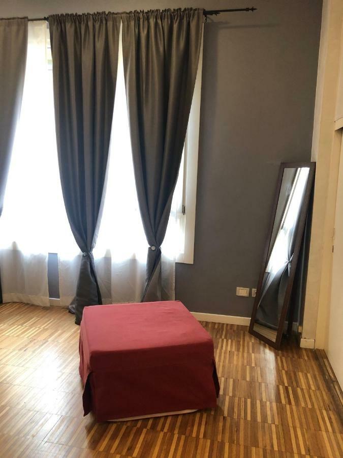 Apartment Isola Milan